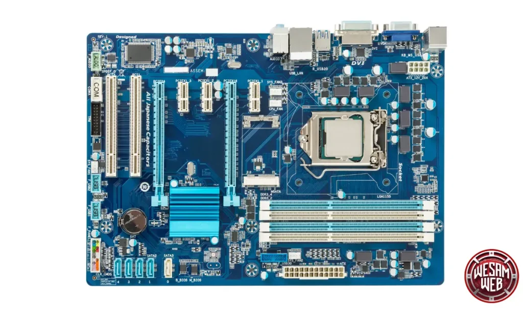 Motherboard (اللوحة الأم) أهم أجزاء بناء كمبيوتر للألعاب